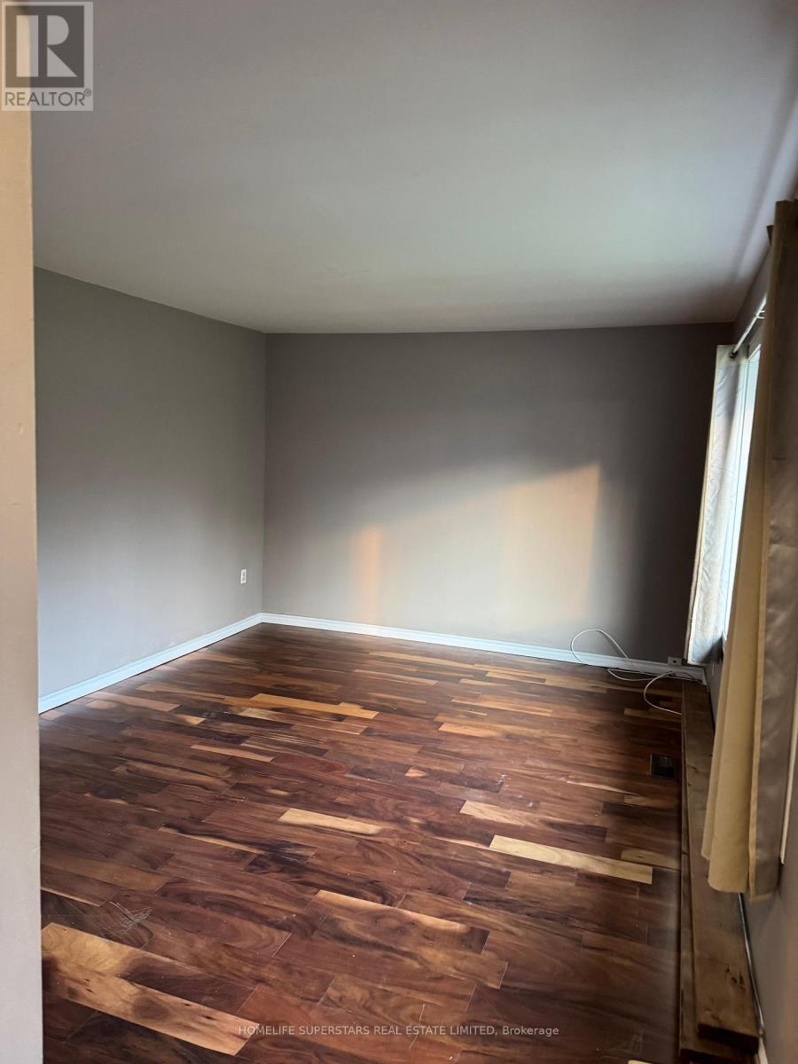 Unit#1 - 6391 Mcleod Road, Niagara Falls, Ontario  L2G 3G2 - Photo 15 - X12500384