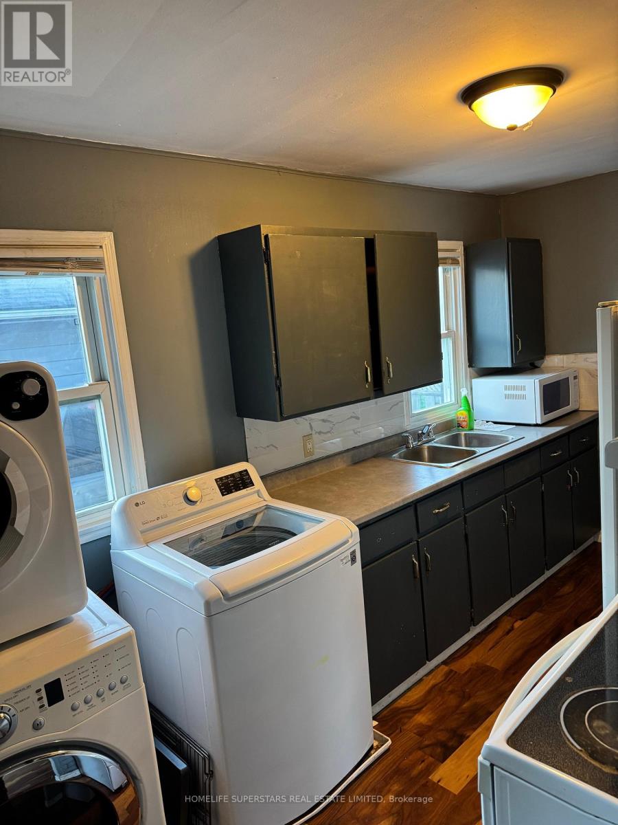 Unit#1 - 6391 Mcleod Road, Niagara Falls, Ontario  L2G 3G2 - Photo 9 - X12500384