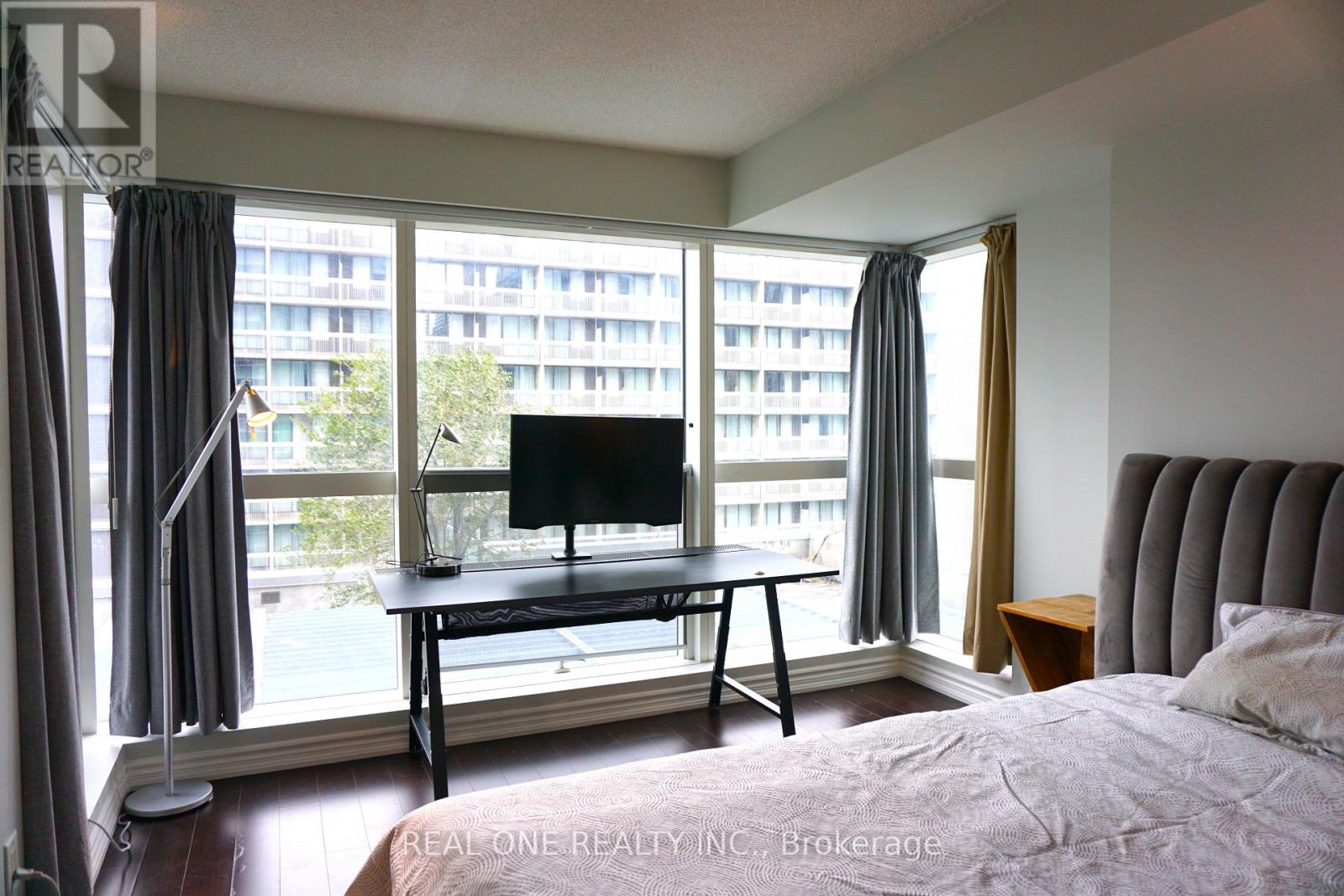 1509 - 386 Yonge Street, Toronto, Ontario  M5B 0A5 - Photo 11 - C12505984
