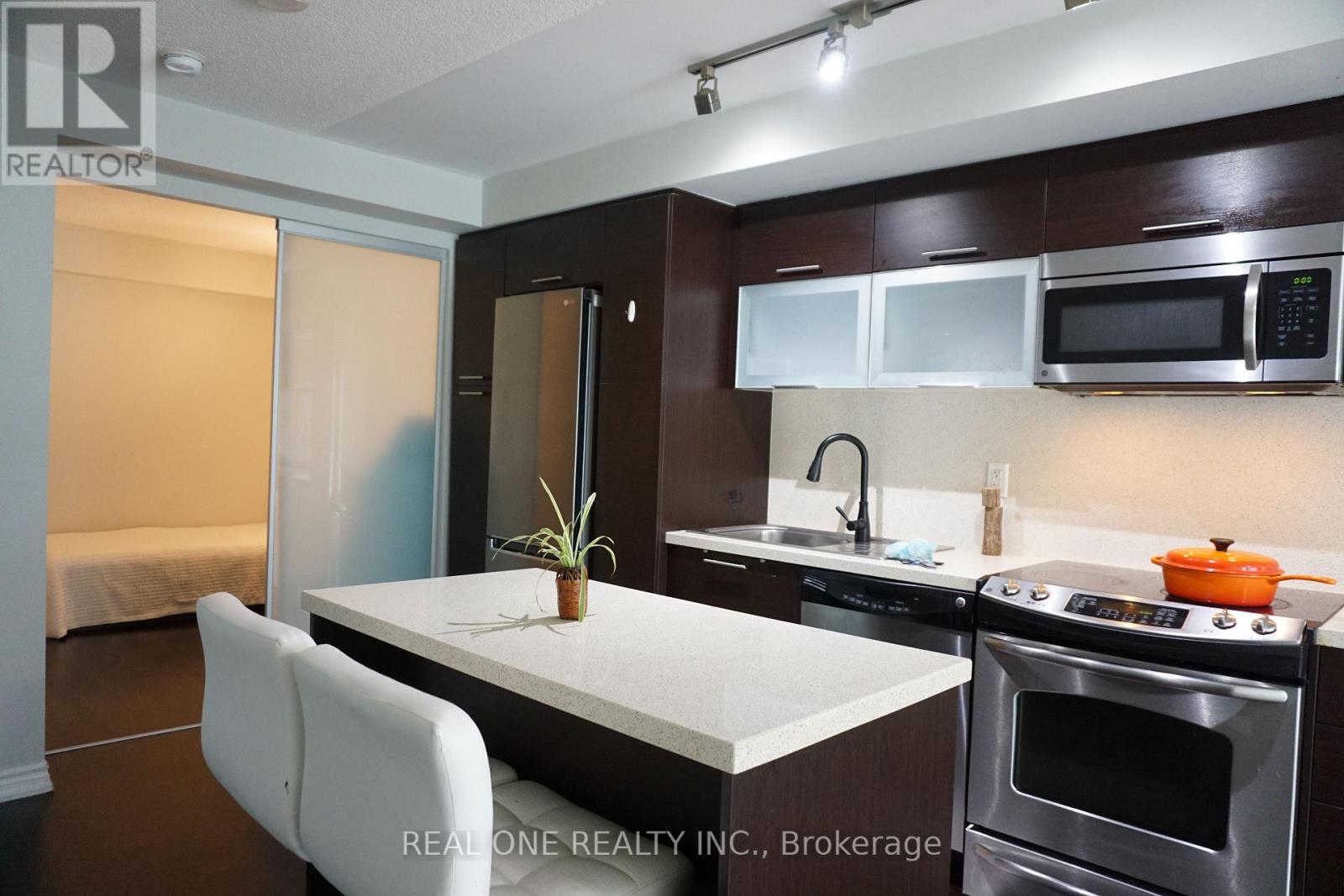 1509 - 386 Yonge Street, Toronto, Ontario  M5B 0A5 - Photo 17 - C12505984