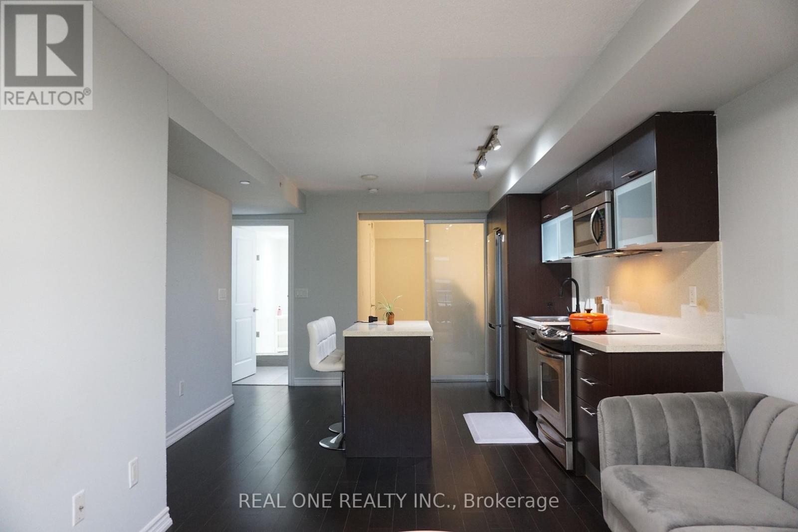 1509 - 386 Yonge Street, Toronto, Ontario  M5B 0A5 - Photo 5 - C12505984