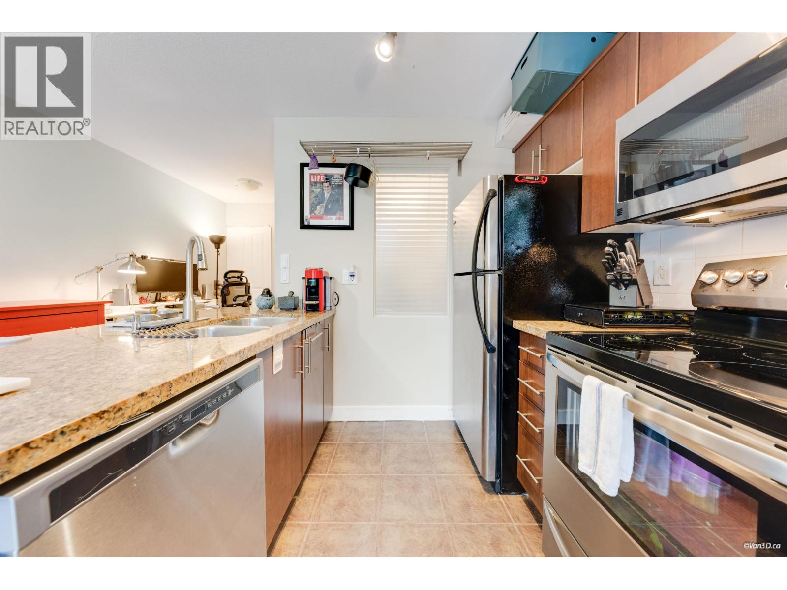 403 3250 St Johns Street, Port Moody, British Columbia  V3H 0B1 - Photo 9 - R3064410