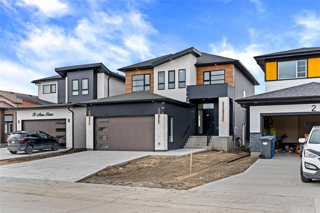 6 Avior Drive, Winnipeg, Manitoba  R2V 5H4 - Photo 1 - 202527710