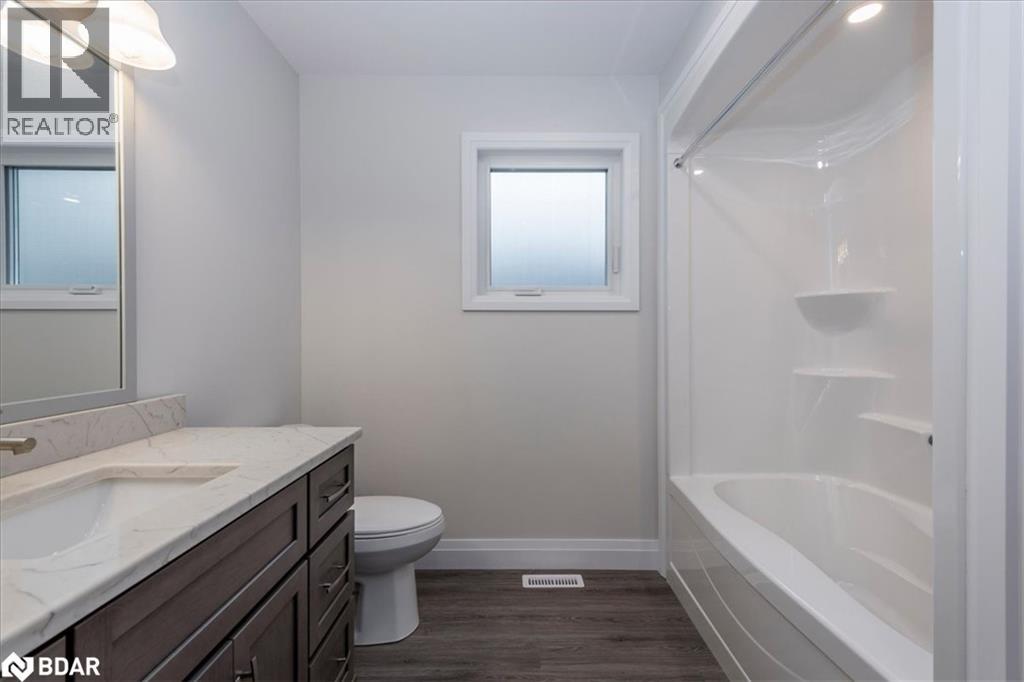 145 Pine Street, Gravenhurst, Ontario  P1P 1B1 - Photo 12 - 40769488