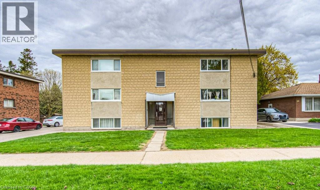 24 Cait Avenue, Kitchener, Ontario  N2C 1G4 - Photo 2 - 40719549