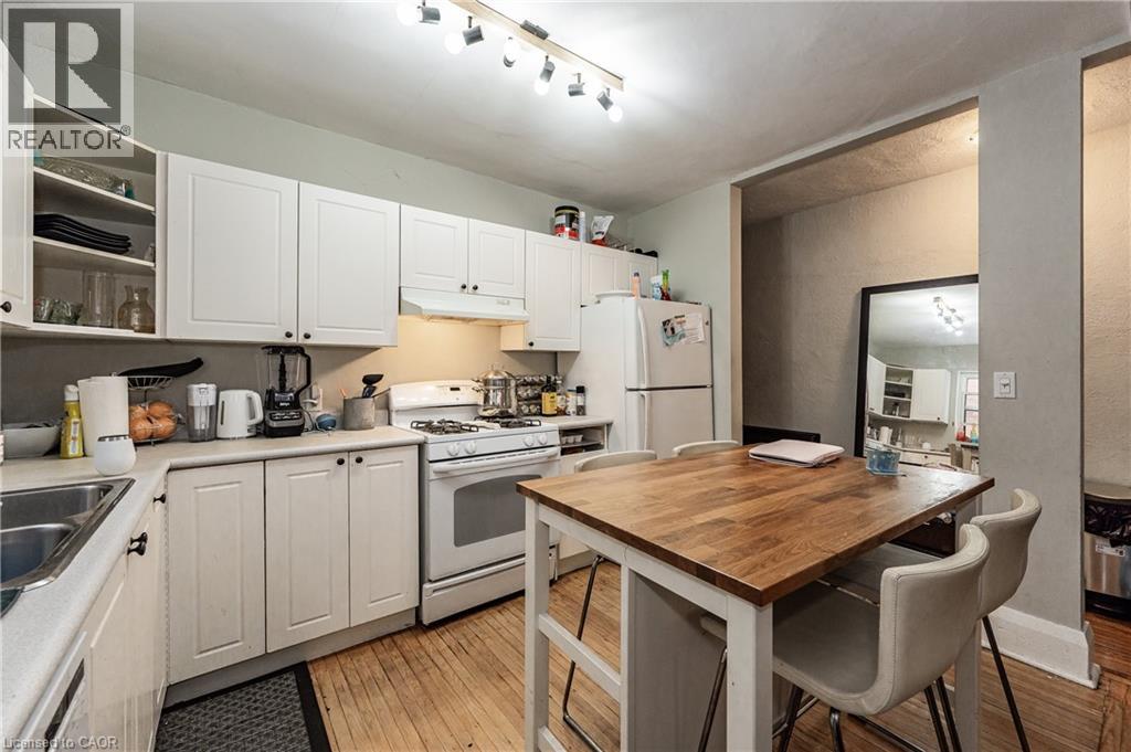 527 Kingston Road, Toronto, Ontario  M4L 1V5 - Photo 11 - 40741660