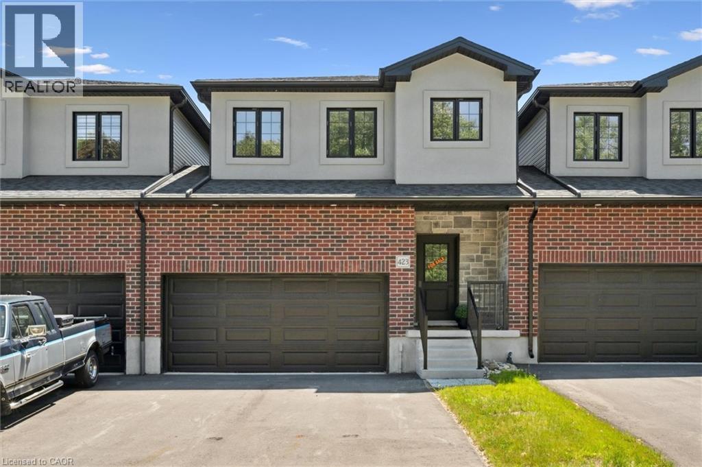 Property at 423 WOOLWICH Street image 2