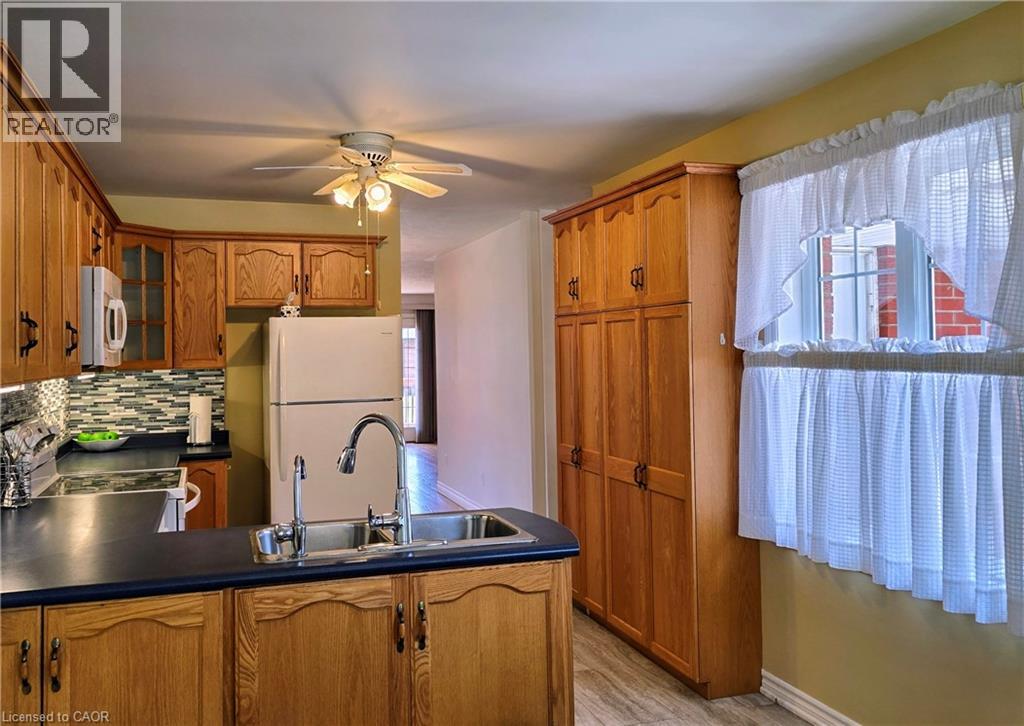 10 Isherwood Avenue Unit# 5, Cambridge, Ontario  N1R 8L5 - Photo 13 - 40757893