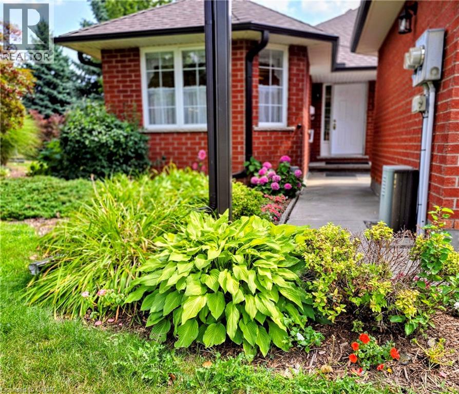 10 Isherwood Avenue Unit# 5, Cambridge, Ontario  N1R 8L5 - Photo 3 - 40757893