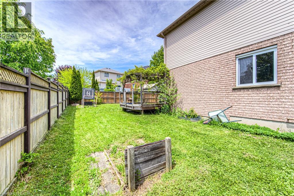 112 Milfoil Crescent, Kitchener, Ontario  N2E 3L3 - Photo 26 - 40762646