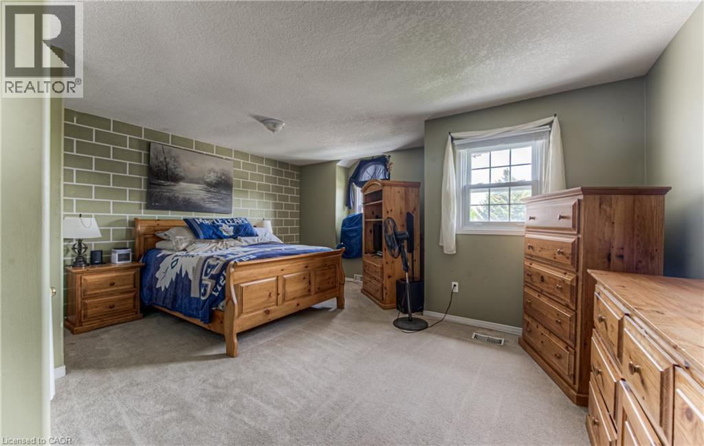 112 Milfoil Crescent, Kitchener, Ontario  N2E 3L3 - Photo 16 - 40762646