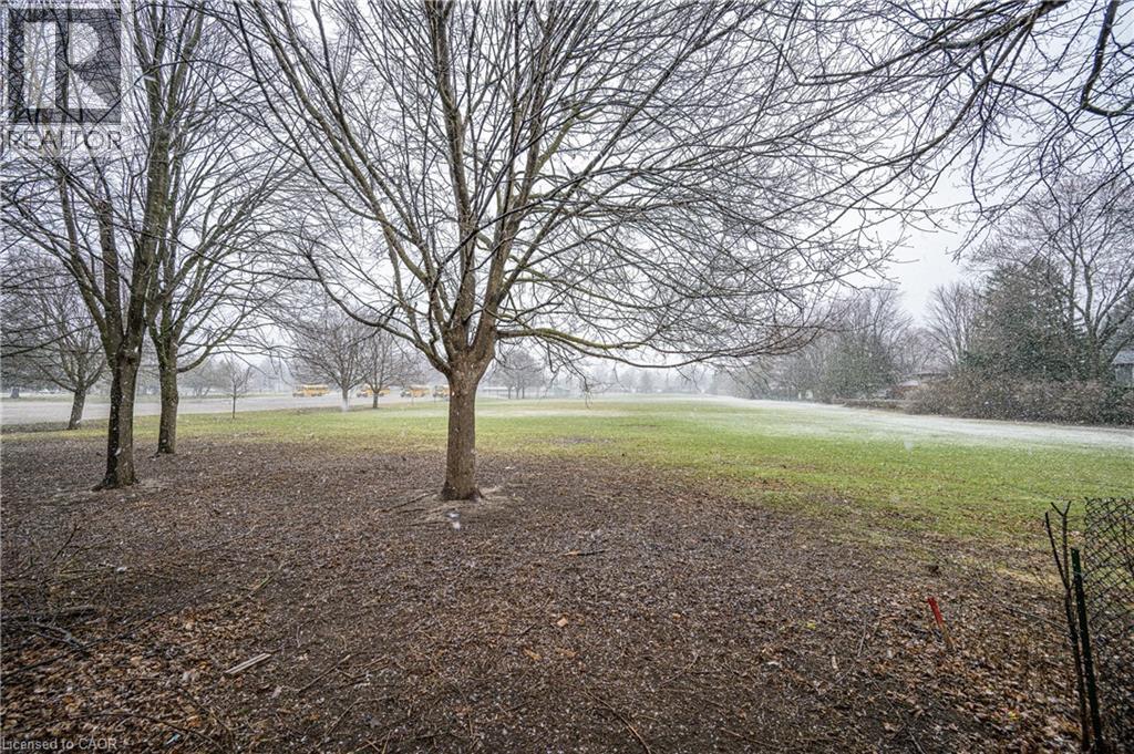 422 Dunvegan Street Unit# B, Waterloo, Ontario  N2K 2C7 - Photo 5 - 40764822