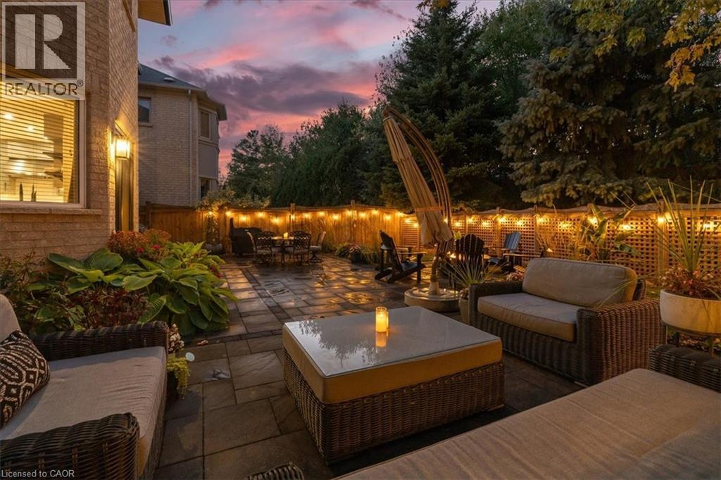 2237 Adirondak Trail, Oakville, Ontario  L6M 4W4 - Photo 3 - 40779883