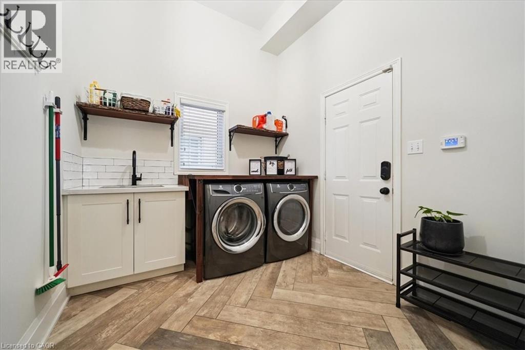 2237 Adirondak Trail, Oakville, Ontario  L6M 4W4 - Photo 22 - 40779883