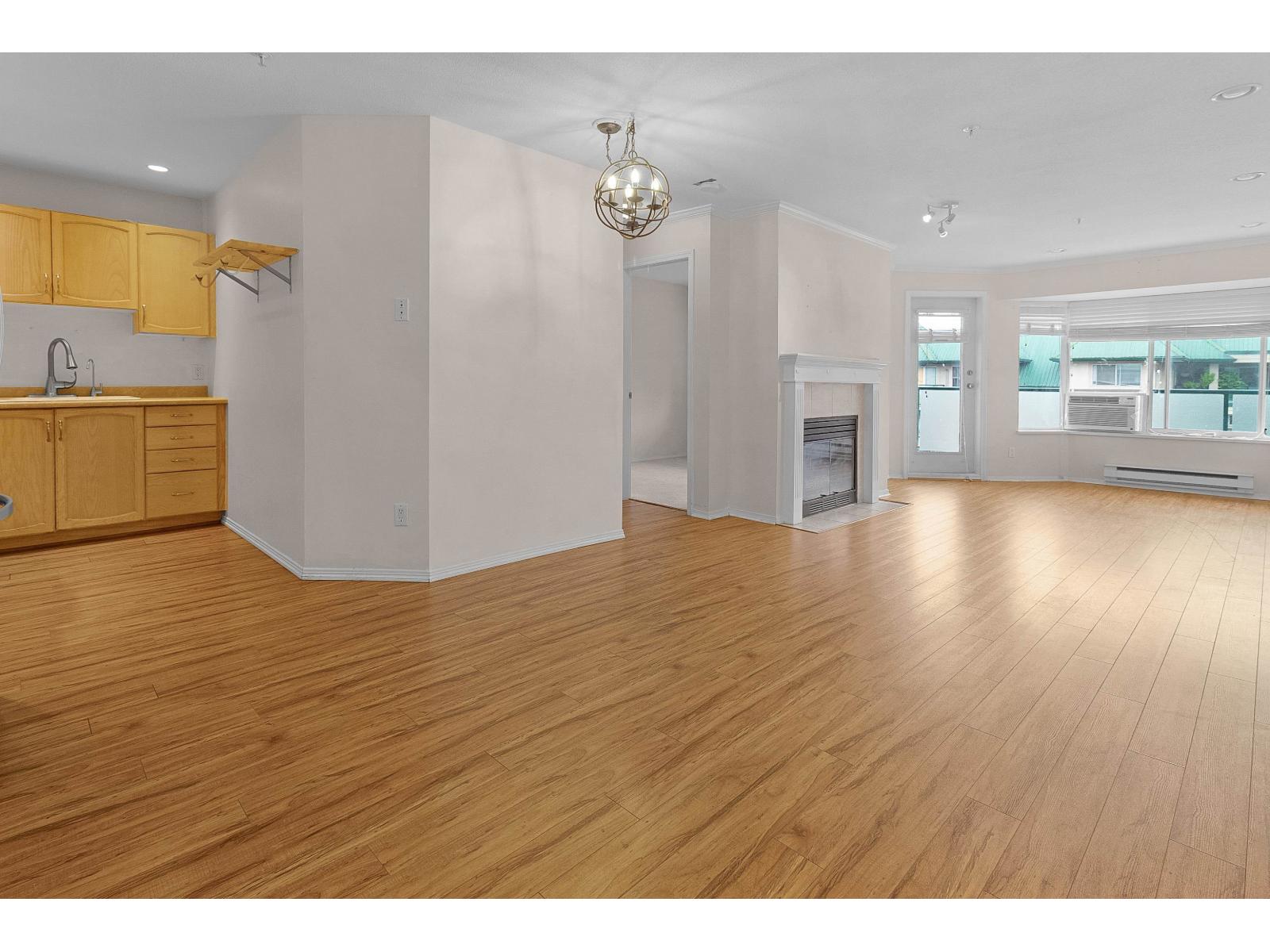 406 2960 Trethewey Street, Abbotsford, British Columbia  V2T 6P5 - Photo 8 - R3064290