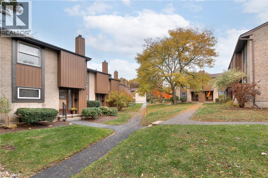 215 Glamis Road Unit# 27, Cambridge, Ontario  N1R 6V8 - Photo 3 - 40782270