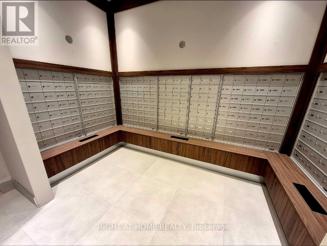 1921 - 3270 Sheppard Avenue E, Toronto, Ontario  M1T 3K3 - Photo 13 - E12505988