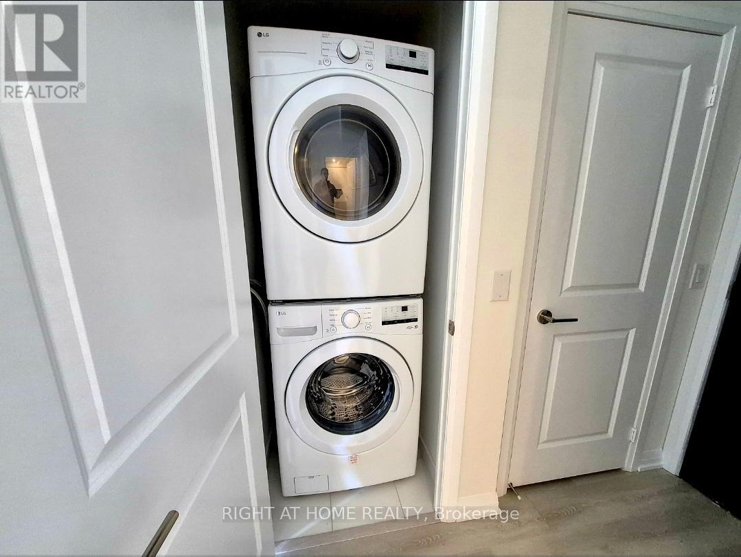 1921 - 3270 Sheppard Avenue E, Toronto, Ontario  M1T 3K3 - Photo 8 - E12505988