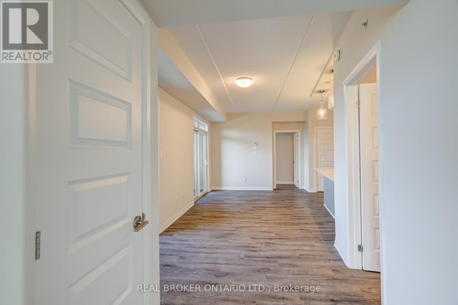 410 - 610 Farmstead Drive, Milton, Ontario  L9T 8X5 - Photo 28 - W12505986