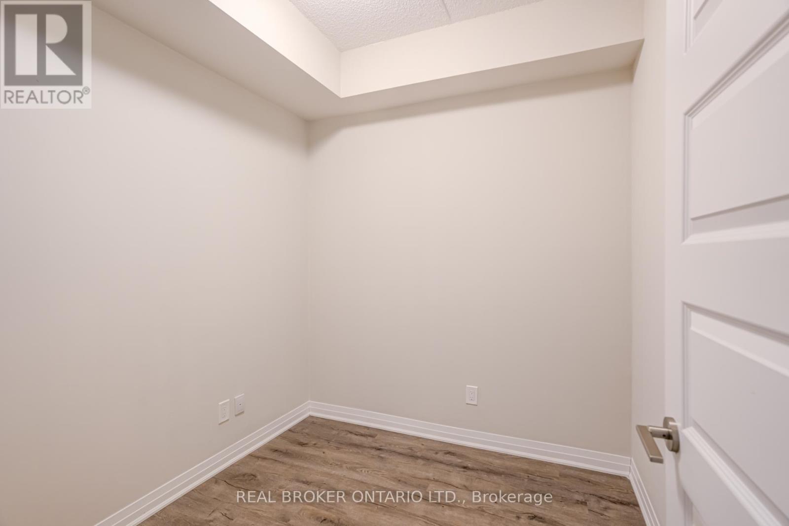 410 - 610 Farmstead Drive, Milton, Ontario  L9T 8X5 - Photo 29 - W12505986