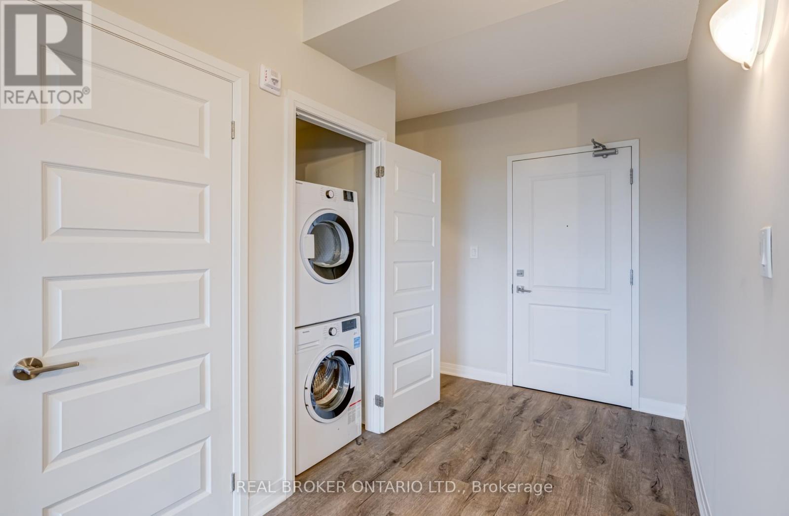 410 - 610 Farmstead Drive, Milton, Ontario  L9T 8X5 - Photo 34 - W12505986