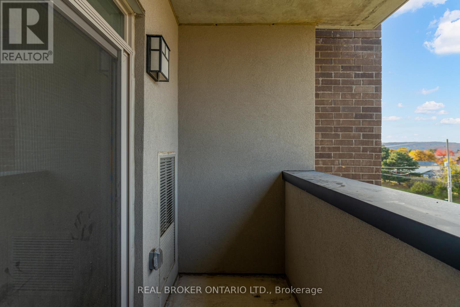 410 - 610 Farmstead Drive, Milton, Ontario  L9T 8X5 - Photo 37 - W12505986