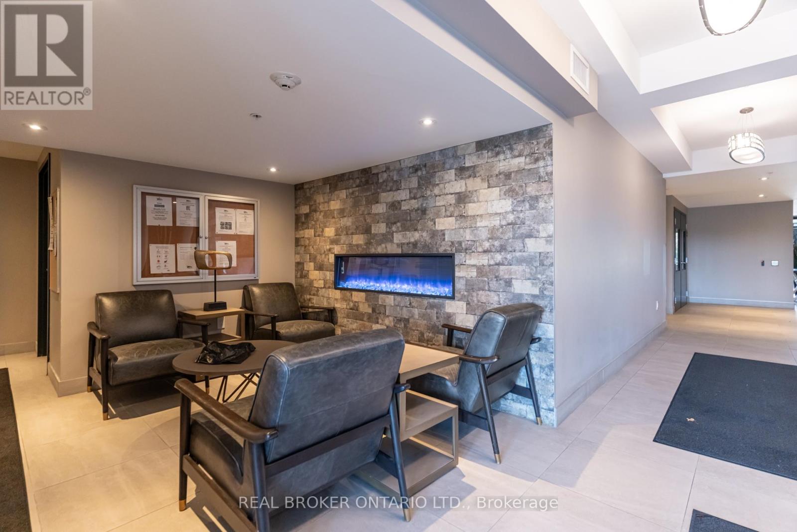 410 - 610 Farmstead Drive, Milton, Ontario  L9T 8X5 - Photo 6 - W12505986