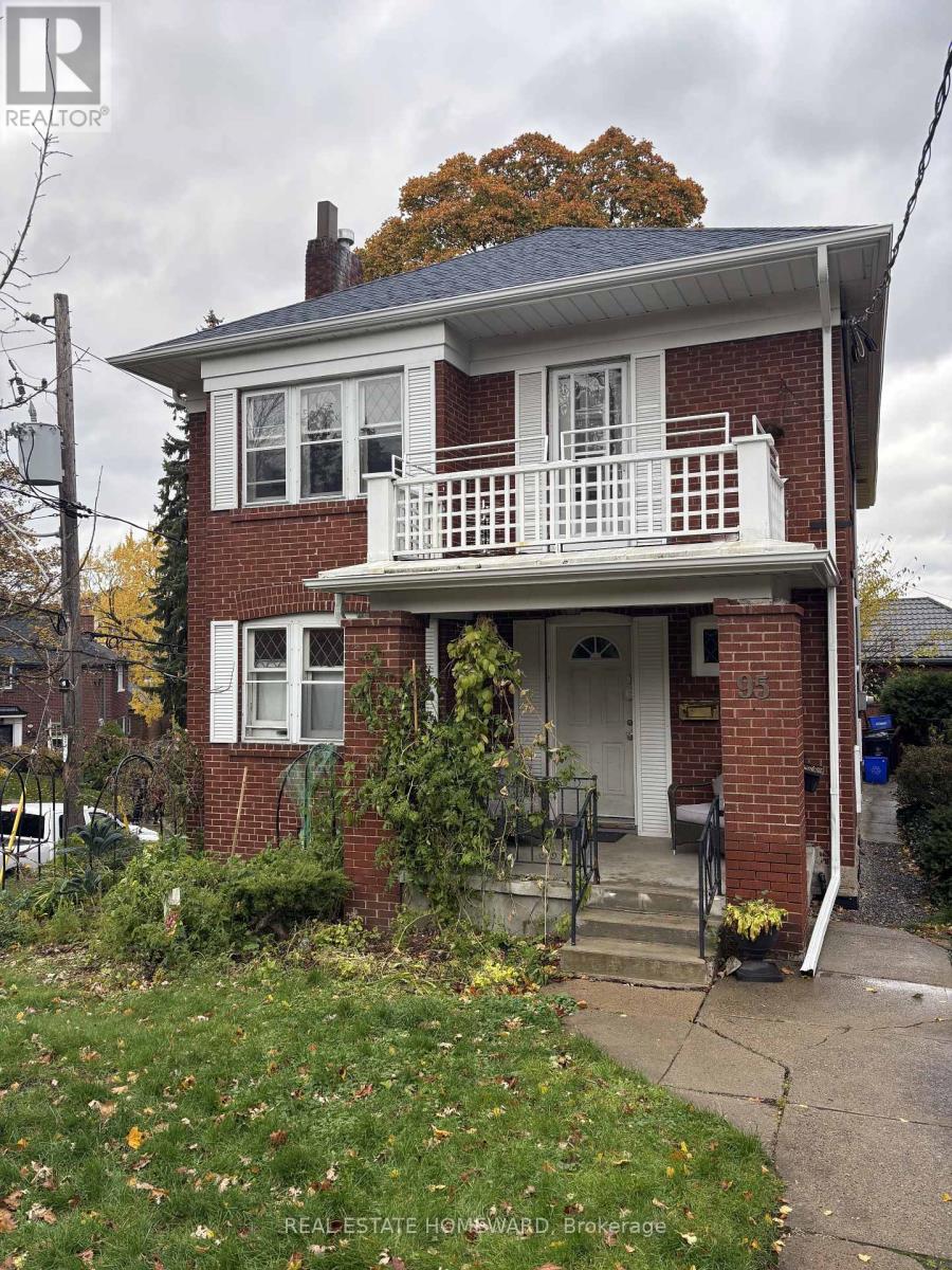 95 GLENDONWYNNE ROAD, Toronto, Ontario