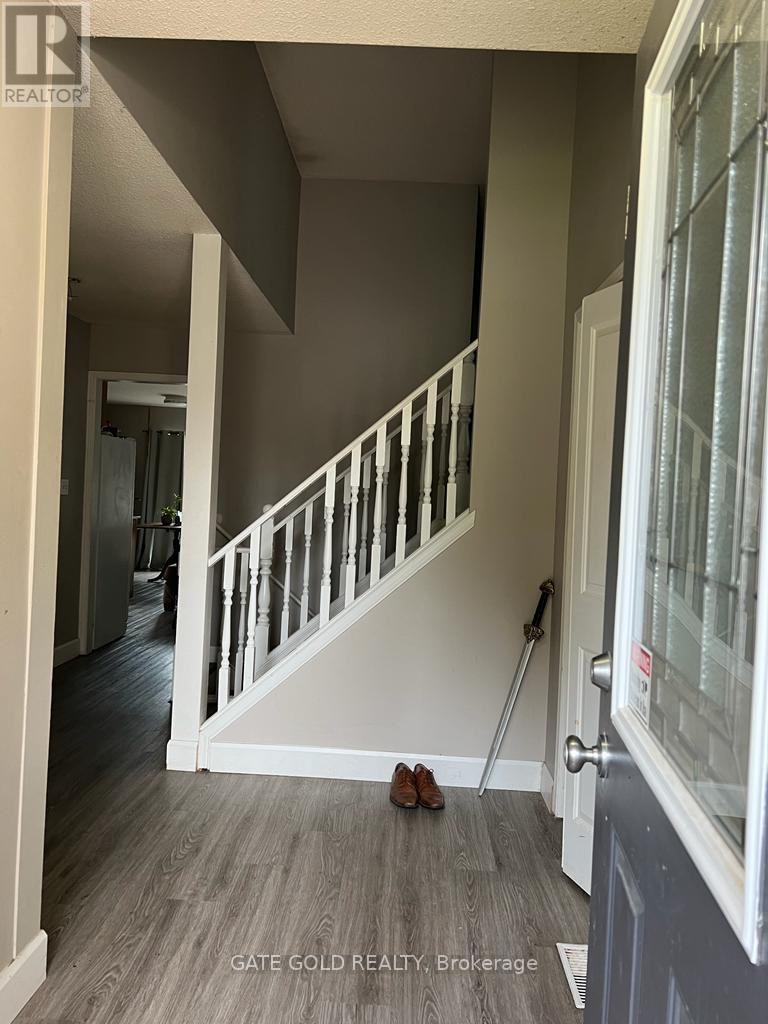 185 Thurman Circle, London East, Ontario  N5V 4Z1 - Photo 6 - X12505990