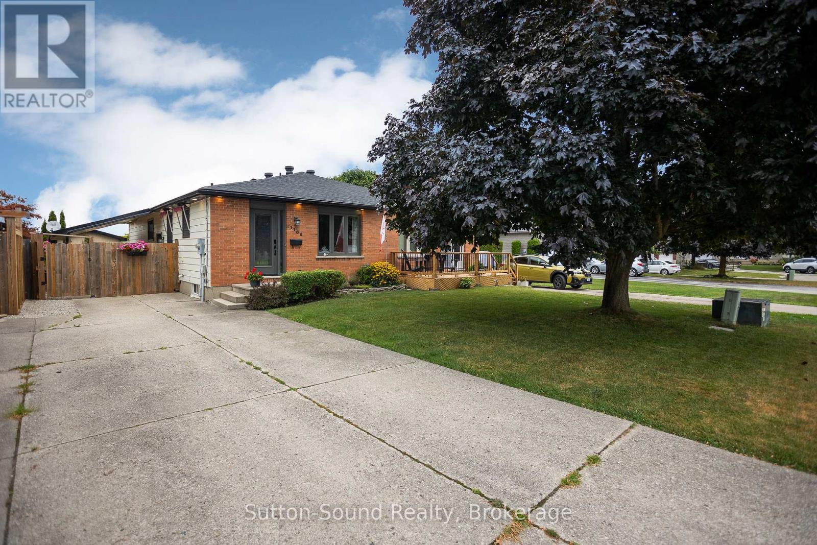 1160 12th Street E, Owen Sound, Ontario  N4K 5Y6 - Photo 2 - X12506068