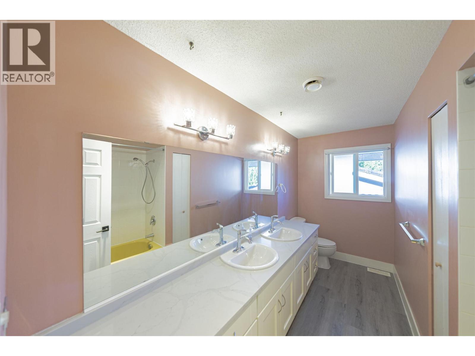 313 Hickey Drive, Coquitlam, British Columbia V3K 5T3 - Photo 24 - R3064258