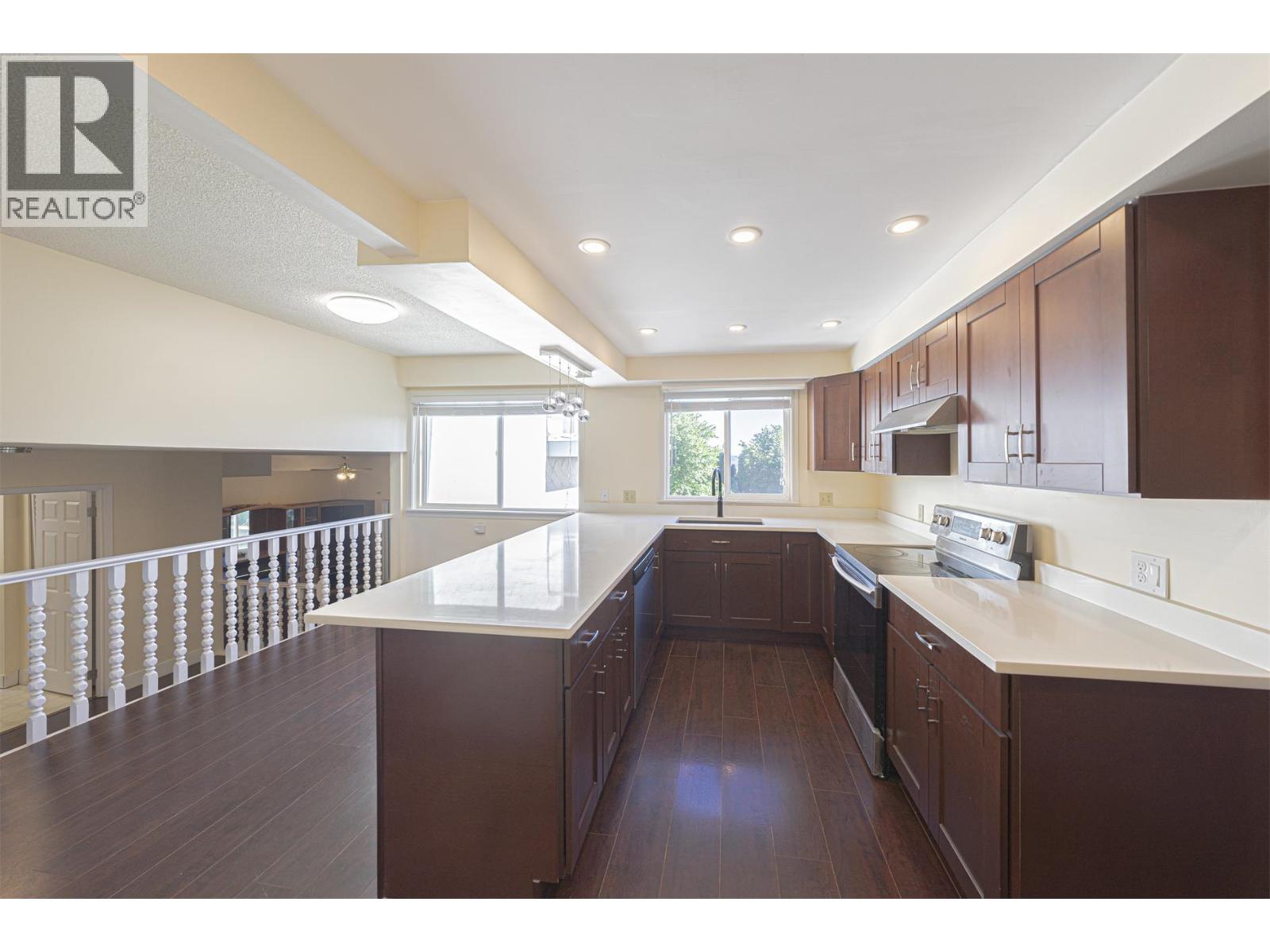 313 Hickey Drive, Coquitlam, British Columbia V3K 5T3 - Photo 13 - R3064258