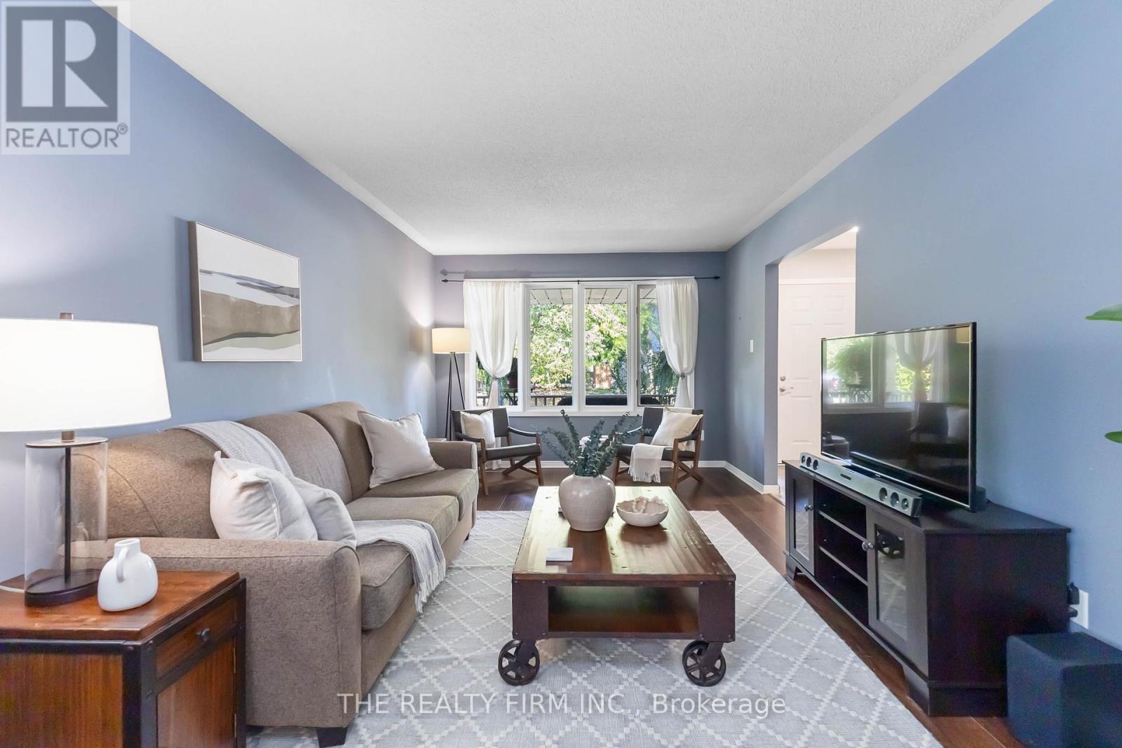 1060 Guildwood Boulevard, London North, Ontario  N6H 4G5 - Photo 5 - X12506030