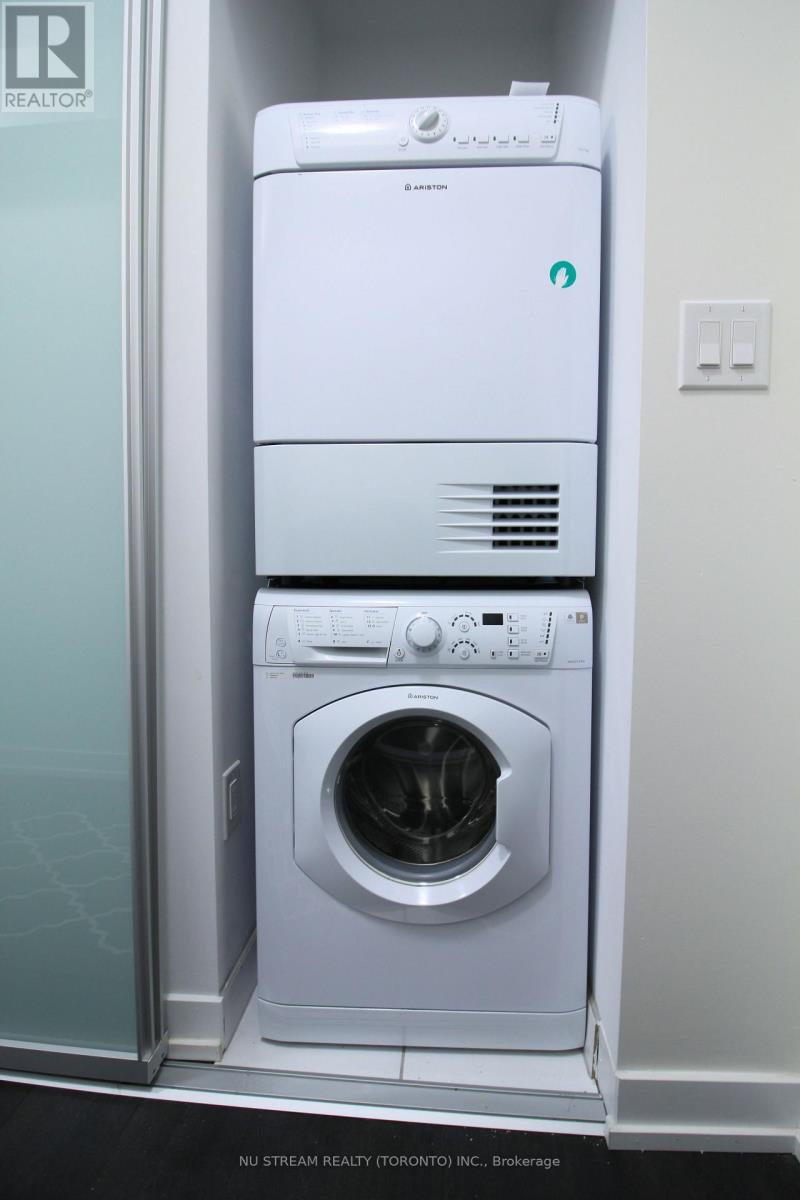 4210 - 426 University Avenue, Toronto, Ontario  M5G 1S9 - Photo 15 - C12506042