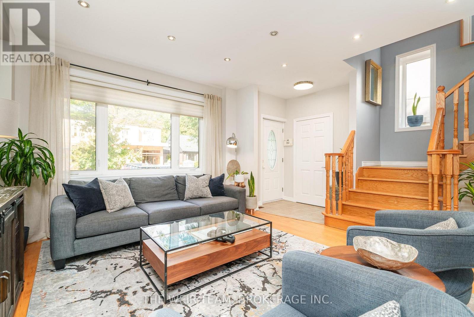 157 Ferris Road, Toronto, Ontario  M4B 1G7 - Photo 4 - E12506008