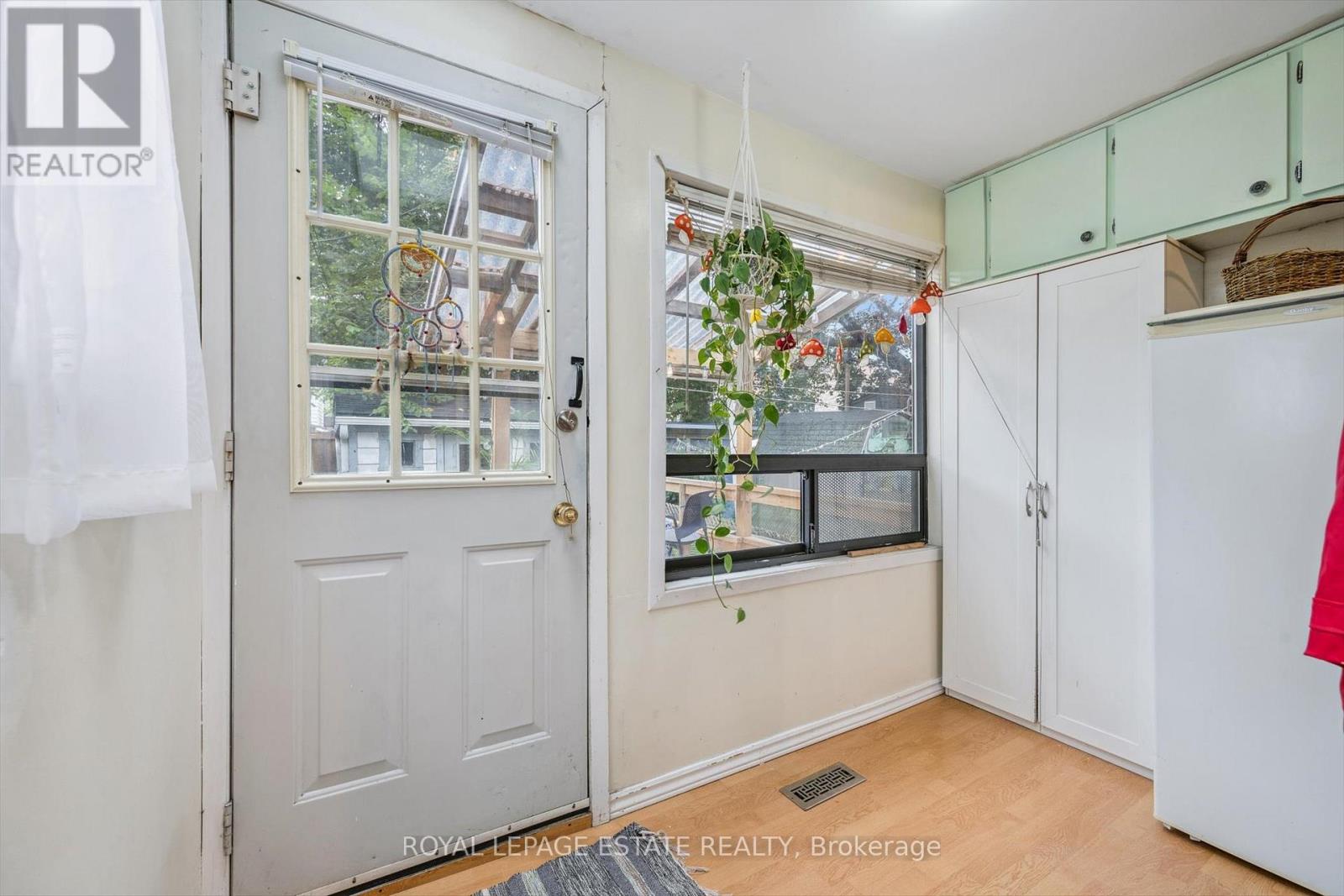 335 Craven Road N, Toronto, Ontario  M4L 2Z5 - Photo 18 - E12506044