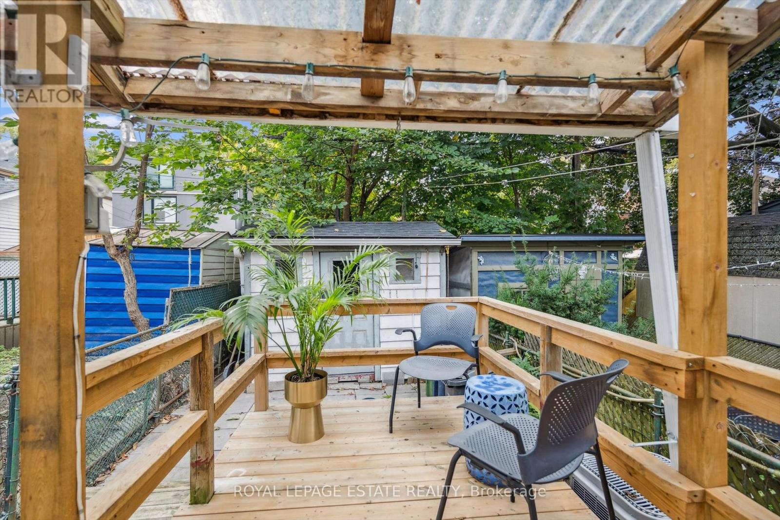 335 Craven Road N, Toronto, Ontario  M4L 2Z5 - Photo 19 - E12506044