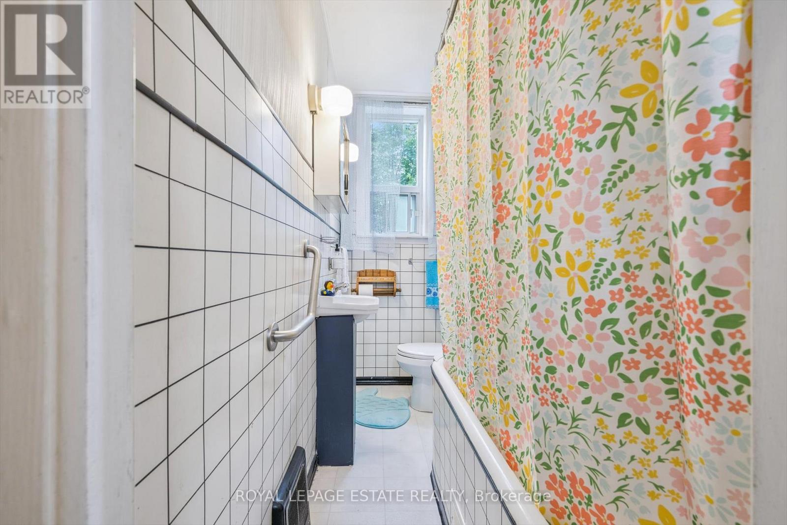 335 Craven Road N, Toronto, Ontario  M4L 2Z5 - Photo 28 - E12506044