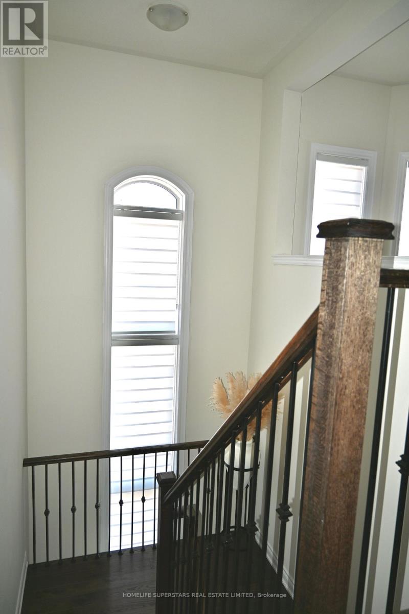 55 Christine Elliott Avenue, Whitby, Ontario  L1P 0C8 - Photo 15 - E12506076