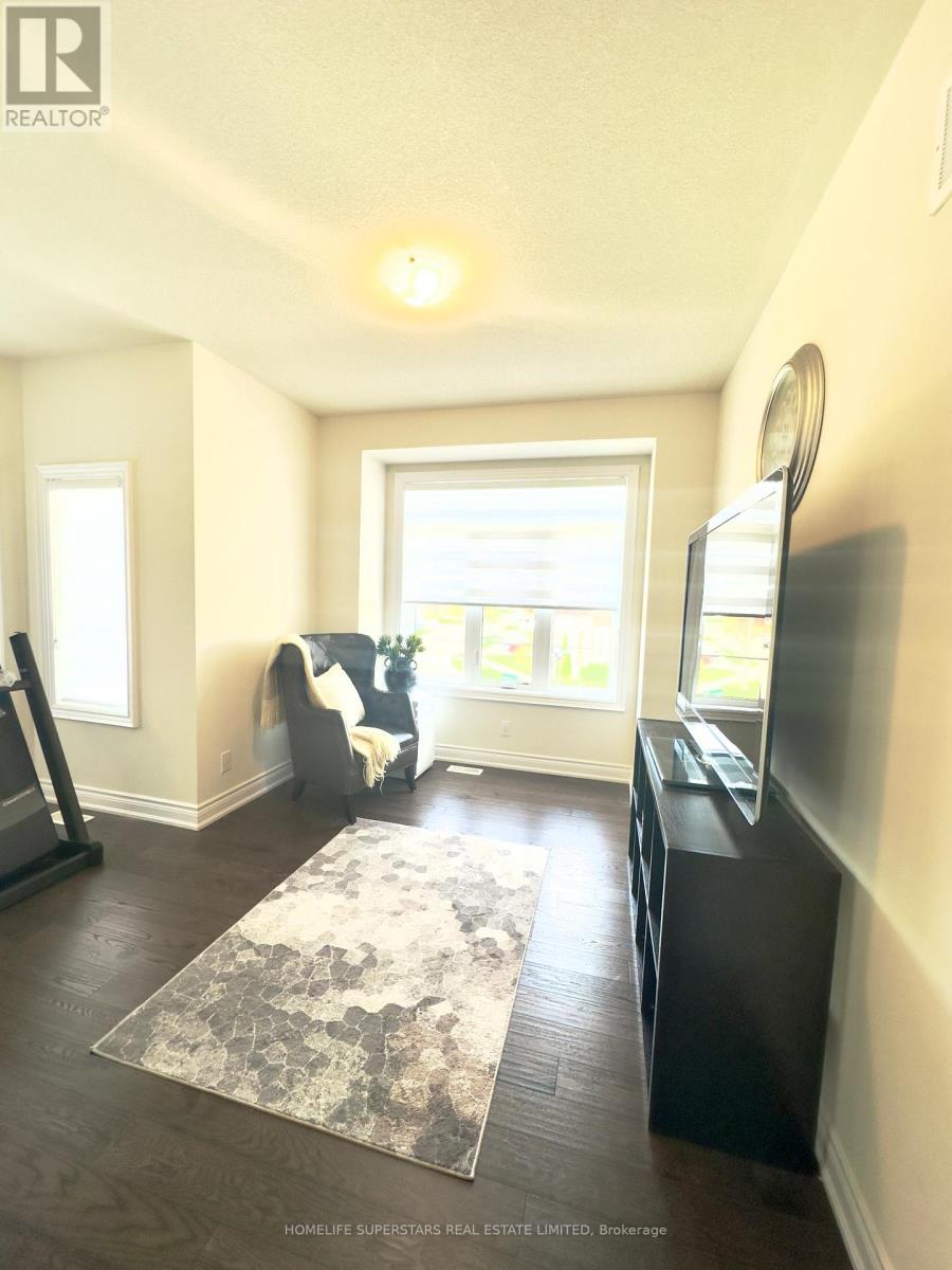 55 Christine Elliott Avenue, Whitby, Ontario  L1P 0C8 - Photo 16 - E12506076