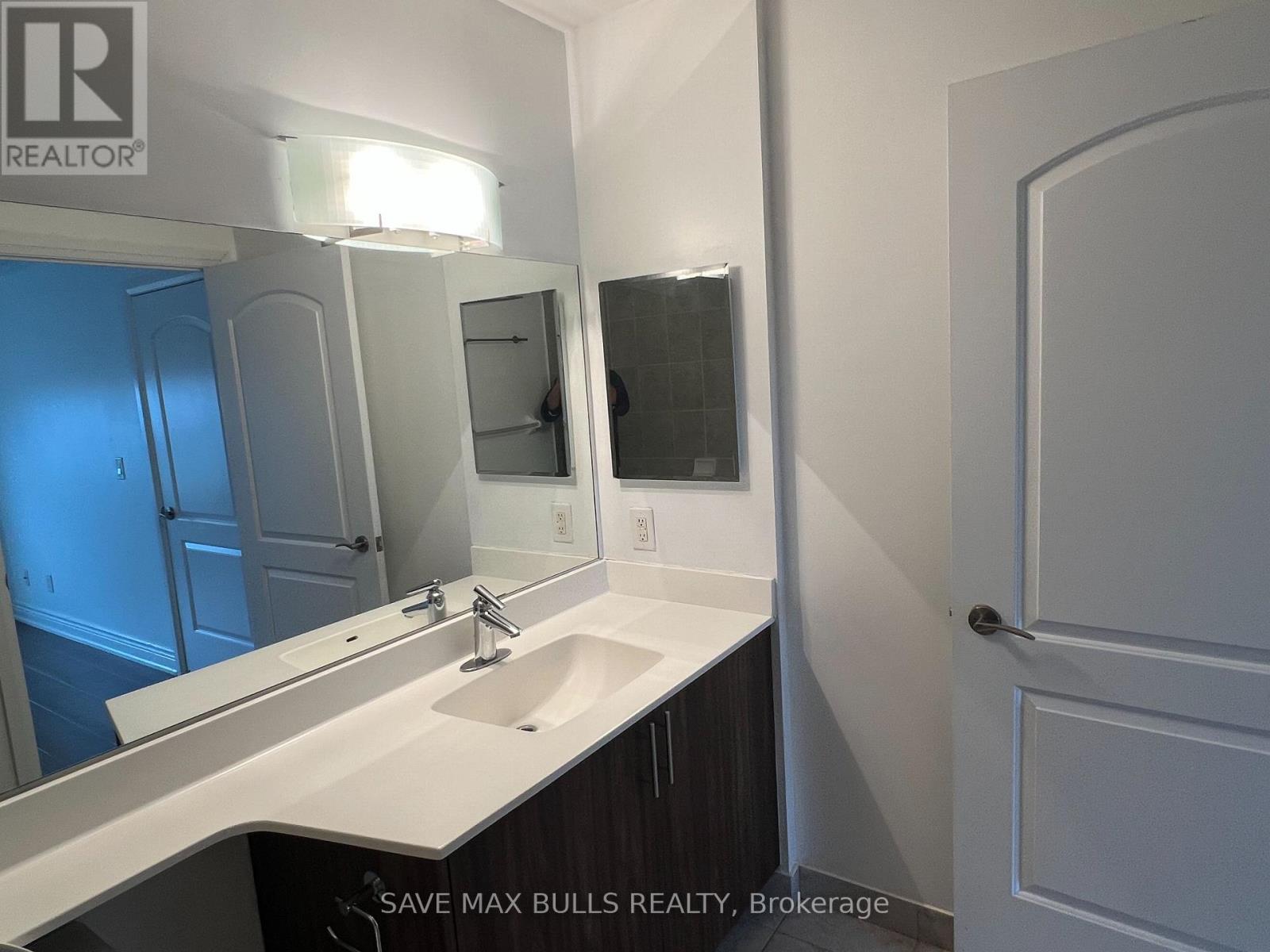 1509 - 20 North Park Road, Vaughan, Ontario  L4J 0G7 - Photo 11 - N12506010