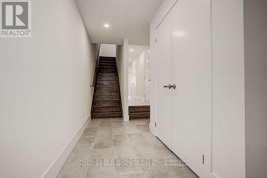 25 Sydney Circle, Vaughan, Ontario  L4H 4R2 - Photo 39 - N12506028