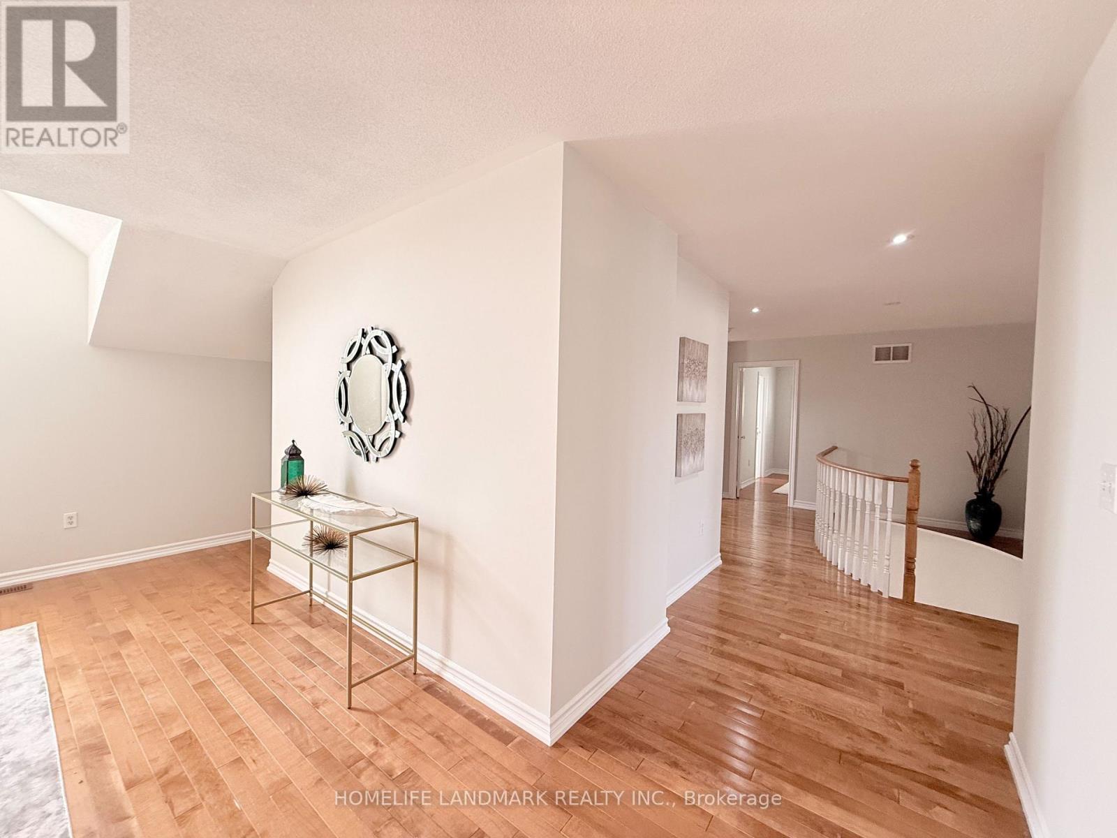 18 The Queensway, Barrie, Ontario  L4M 7H6 - Photo 28 - S12506036