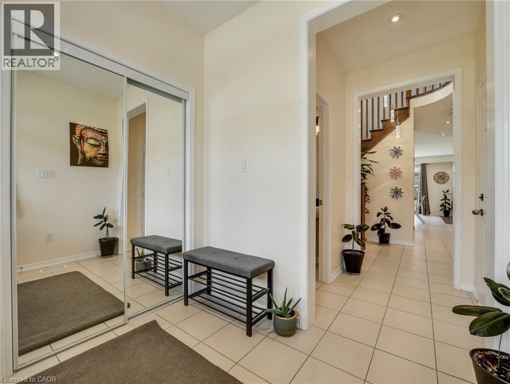 51 Cheevers Road, Brantford, Ontario  N3T 0K3 - Photo 2 - 40785138