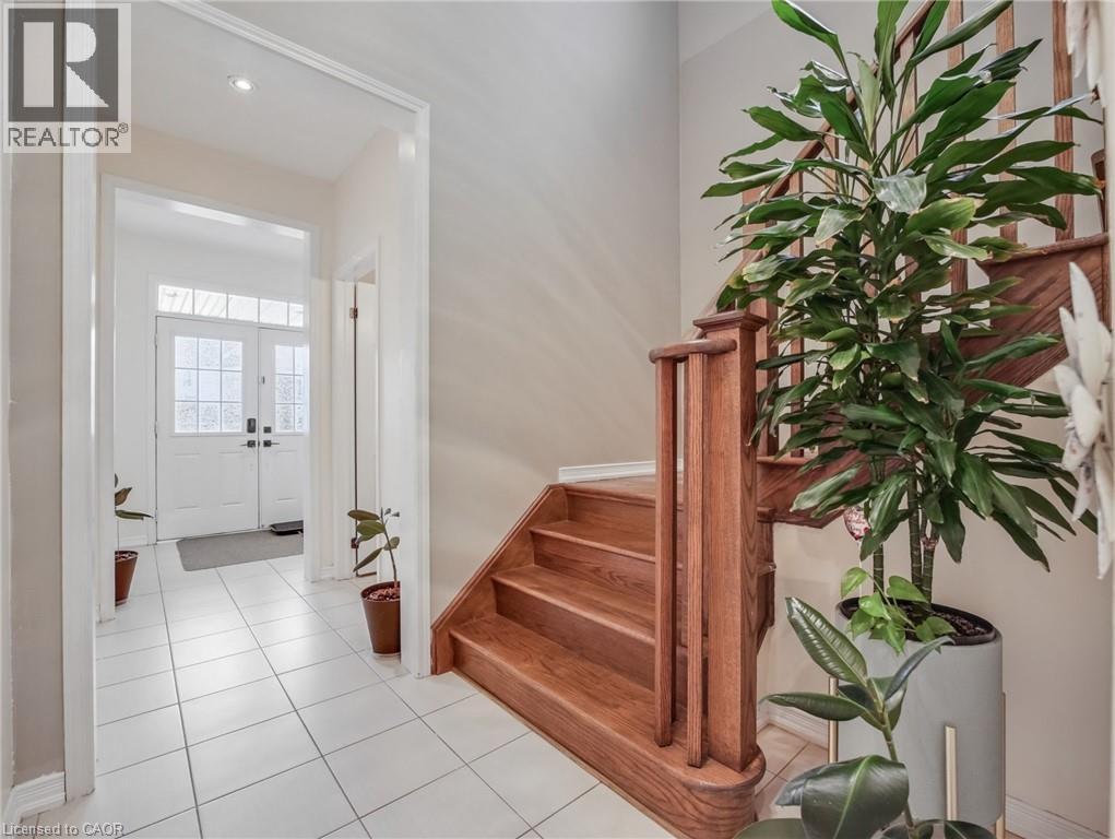 51 Cheevers Road, Brantford, Ontario  N3T 0K3 - Photo 3 - 40785138