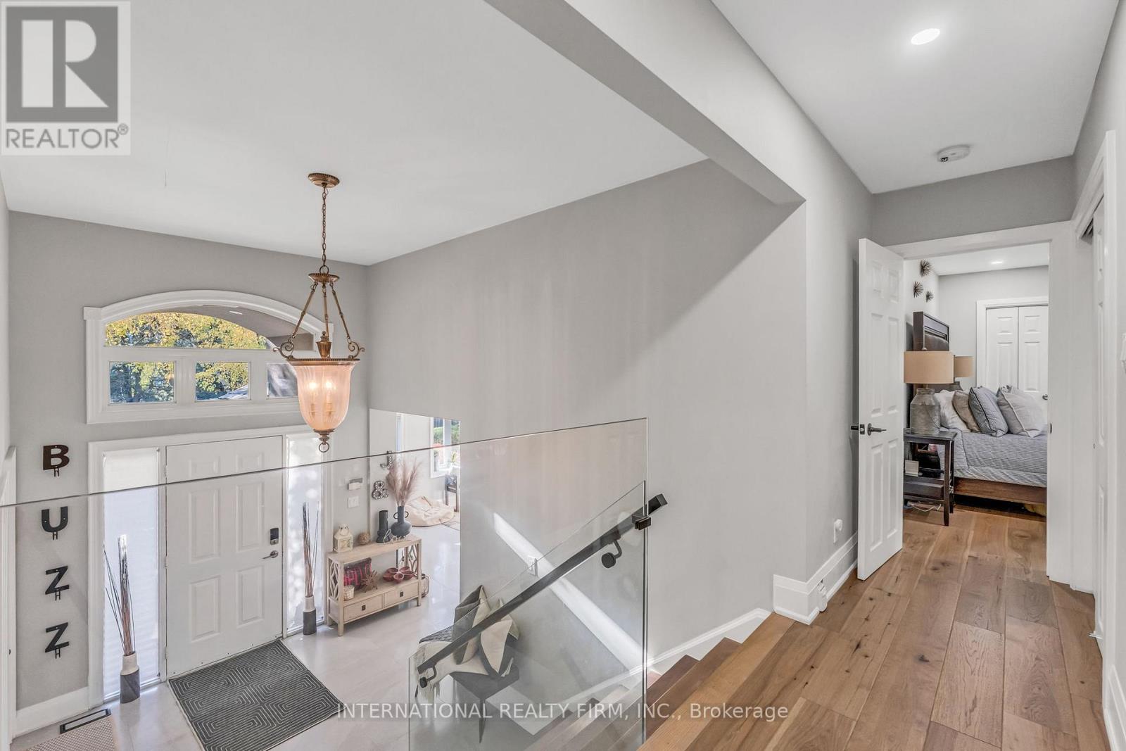 1049 Indian Road, Mississauga, Ontario  L5H 1R6 - Photo 45 - W12506016