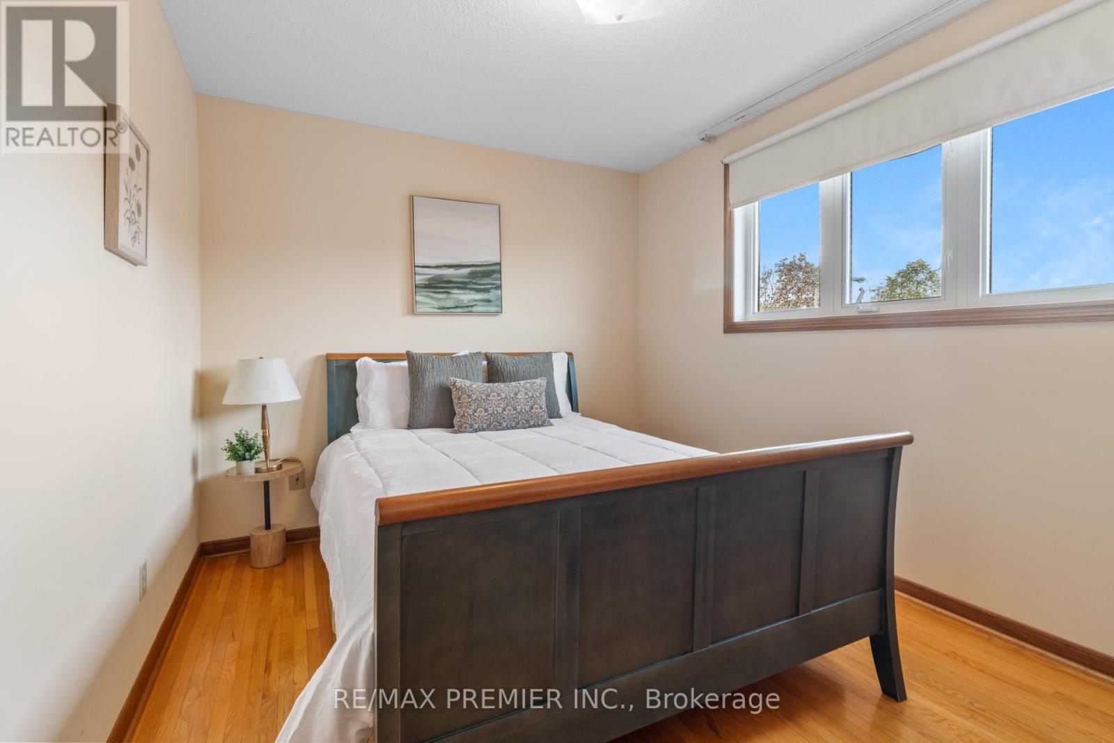 180 Benjamin Boake Trail, Toronto, Ontario  M3J 3C4 - Photo 18 - W12506038