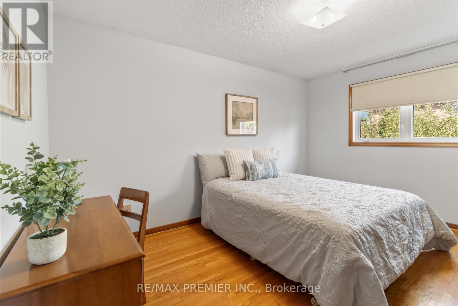 180 Benjamin Boake Trail, Toronto, Ontario  M3J 3C4 - Photo 23 - W12506038