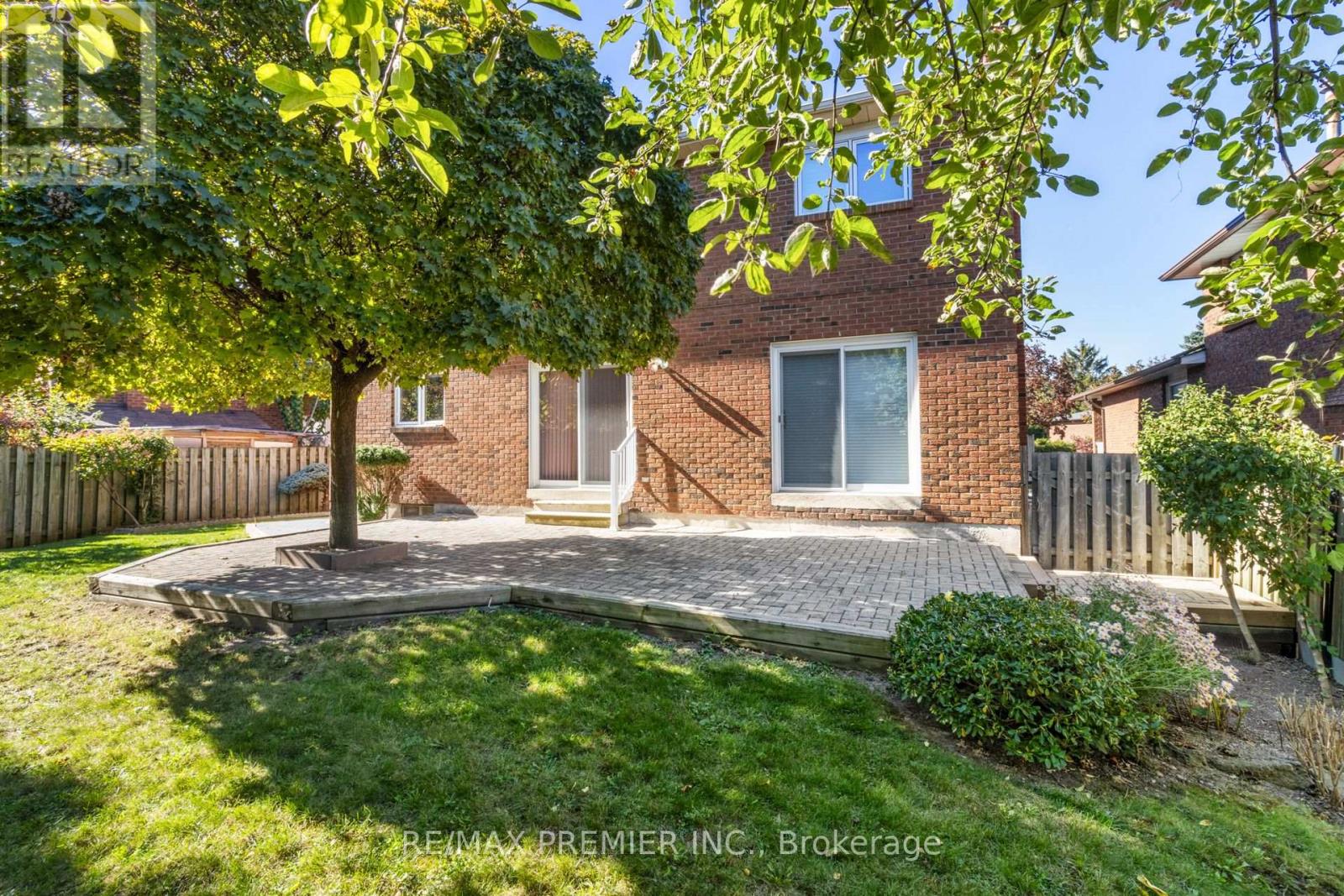 180 Benjamin Boake Trail, Toronto, Ontario  M3J 3C4 - Photo 35 - W12506038