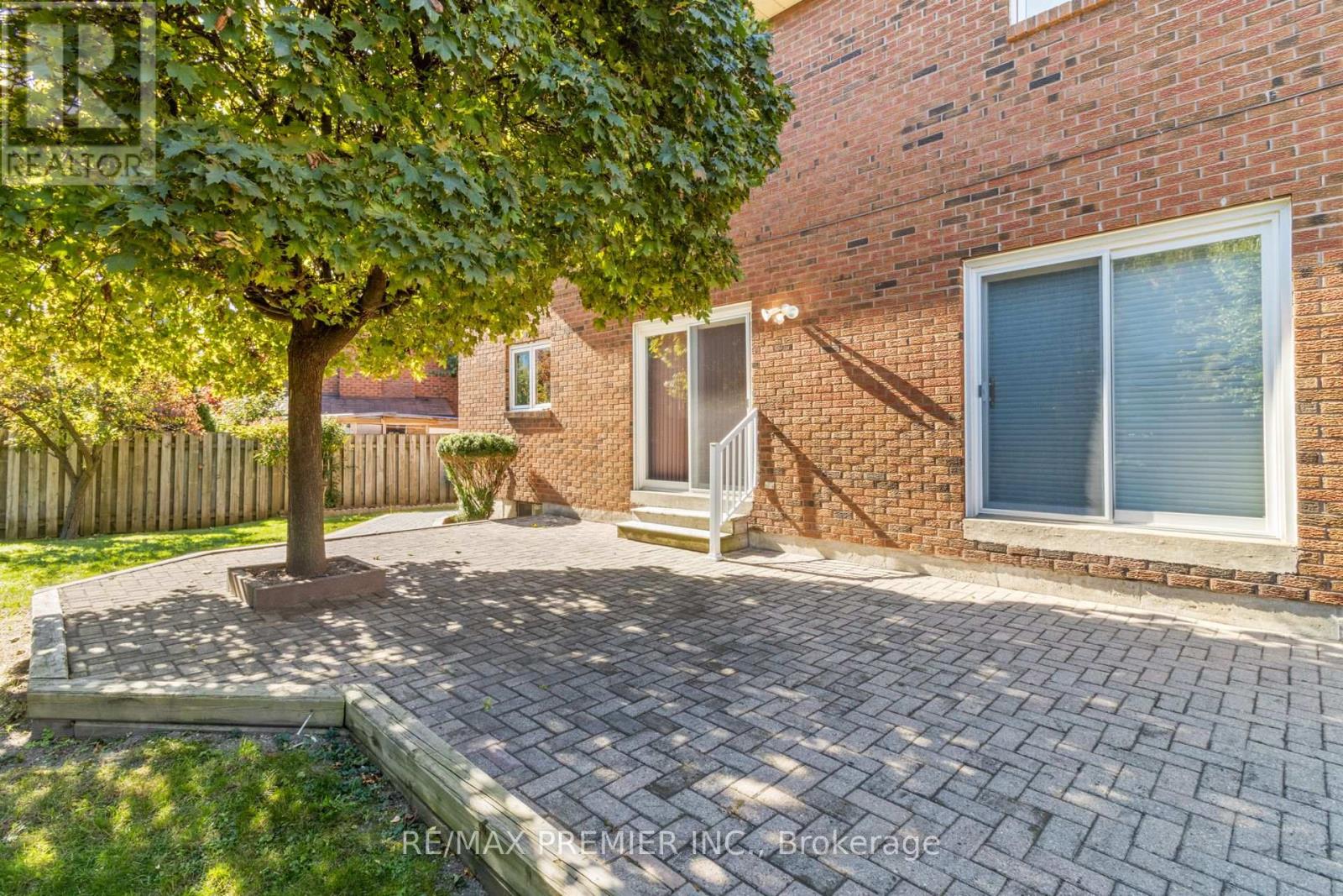 180 Benjamin Boake Trail, Toronto, Ontario  M3J 3C4 - Photo 36 - W12506038